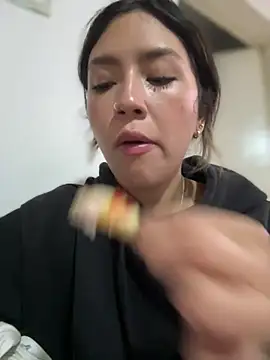 Mila Morgan online show from 02-28-25, 08:50