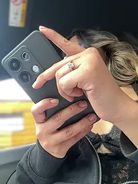 Mila Morgan online show from 03-11-25, 08:31