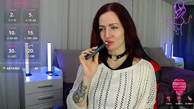 Snapshot of ElisaJane chatting on 12-23-24, 09:40 ElisaJane online show from 12-23-24, 09:40