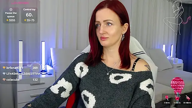 Snapshot of ElisaJane chatting on 02-05-25, 01:04 ElisaJane online show from 02-05-25, 01:04