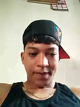 Snapshot of Sxntisaul__ chatting on 02-04-25, 01:16 Sxntisaul online show from 02-04-25, 01:16