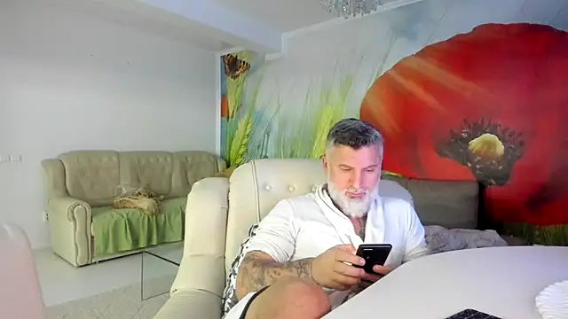 Snapshot of BlowMyXXL chatting on 02-06-26, 08:12 BlowMyXXL online show from 02-06-26, 08:12