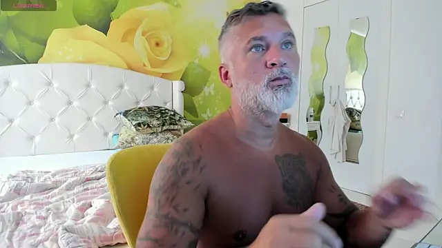 BlowMyXXL online show from 07-10-26, 05:23