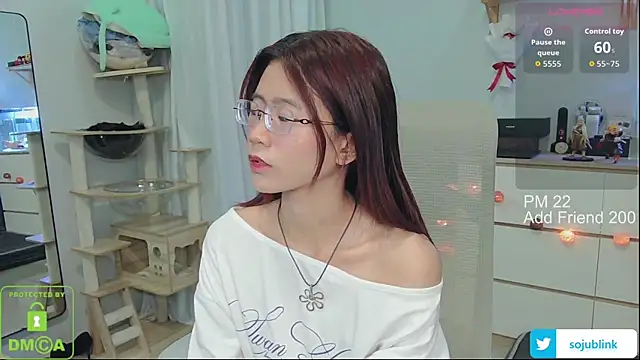 Snapshot of littlemiilk chatting on 02-27-26, 08:14 littlemiilk online show from 02-27-26, 08:14