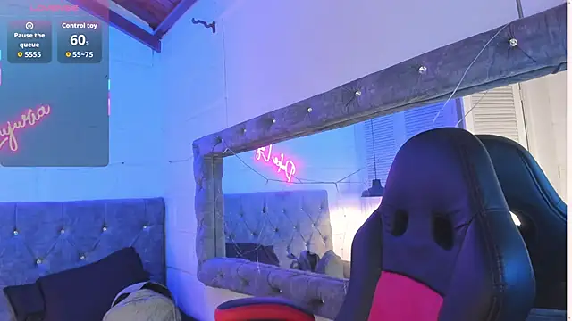 Snapshot of sarajhonson_dl chatting on 11-25-25, 05:13 sarajhonson dl online show from 11-25-25, 05:13