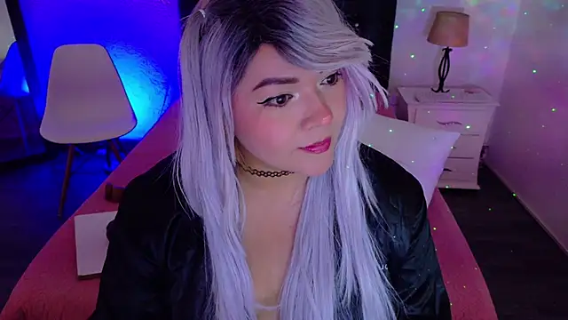 Snapshot of Cuckold_lover69 chatting on 01-17-25, 03:55 Cuckold lover69 online show from 01-17-25, 03:55