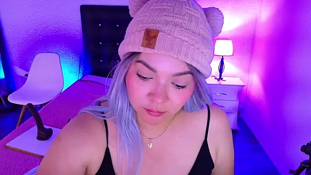 Snapshot of Cuckold_lover69 chatting on 03-06-25, 06:30 Cuckold lover69 online show from 03-06-25, 06:30