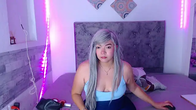 Cuckold lover69 online show from 06-04-26, 03:12