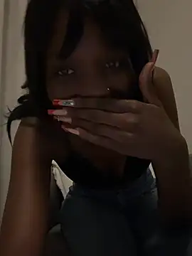 Snapshot of Fanclubbbbb chatting on 01-29-25, 10:01 Fanclubbbbb online show from 01-29-25, 10:01