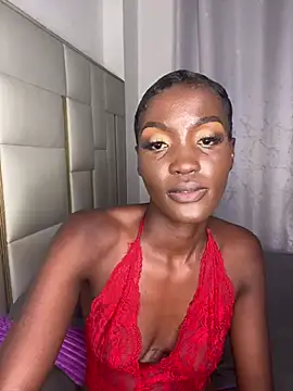 Snapshot of Fanclubbbbb chatting on 02-14-25, 11:20 Fanclubbbbb online show from 02-14-25, 11:20