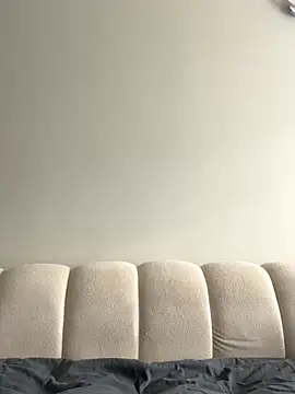 Snapshot of Fanclubbbbb chatting on 10-09-25, 07:17 Fanclubbbbb online show from 10-09-25, 07:17