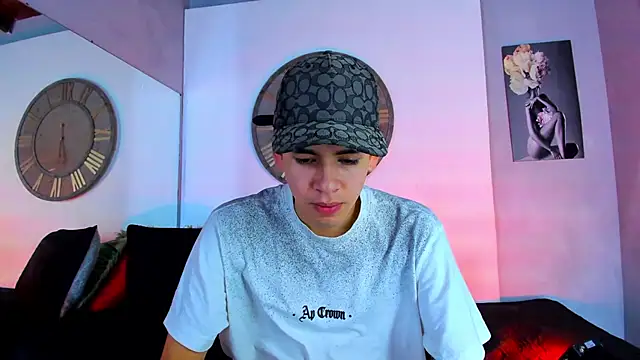 Mike 0233  online show from 01-22-25, 03:52