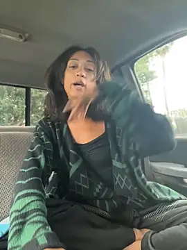 starrynikki online show from 06-18-26, 03:38