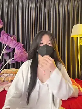 Nacy-Moonlight online show from 03-04-25, 07:32