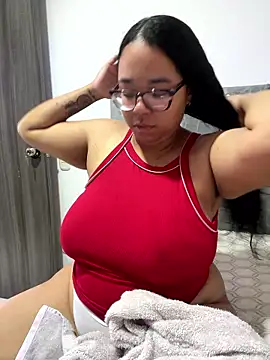 XMara online show from 01-16-26, 05:06