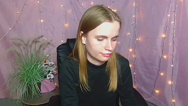 Snapshot of MargaritaKiss chatting on 05-01-26, 07:40 MargaritaKiss online show from 05-01-26, 07:40