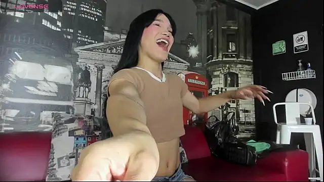 Snapshot of CloeRodriguez chatting on 11-30-25, 05:39 CloeRodriguez online show from 11-30-25, 05:39