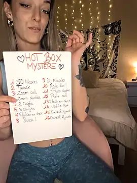 Snapshot of Nikiita-28 chatting on 02-13-26, 03:30 Nikiita-28 online show from 02-13-26, 03:30