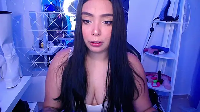 Snapshot of heetsah chatting on 02-10-26, 12:37 heetsah online show from 02-10-26, 12:37