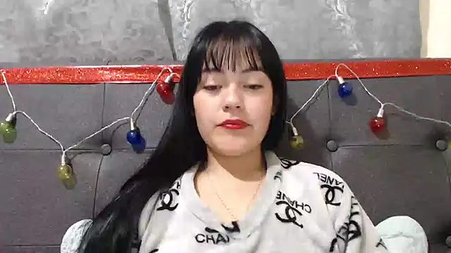 Snapshot of Alisha_99 chatting on 12-21-24, 03:53 Alisha 99 online show from 12-21-24, 03:53