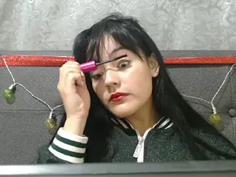 Snapshot of Alisha_99 chatting on 02-02-25, 04:32 Alisha 99 online show from 02-02-25, 04:32