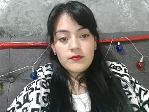 Snapshot of Alisha_99 chatting on 02-05-25, 08:11 Alisha 99 online show from 02-05-25, 08:11