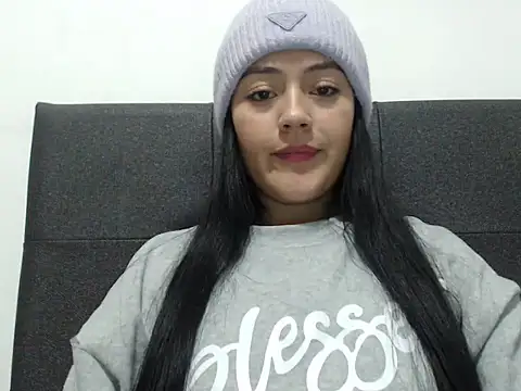 Snapshot of Alisha_99 chatting on 06-09-26, 12:33 Alisha 99 online show from 06-09-26, 12:33
