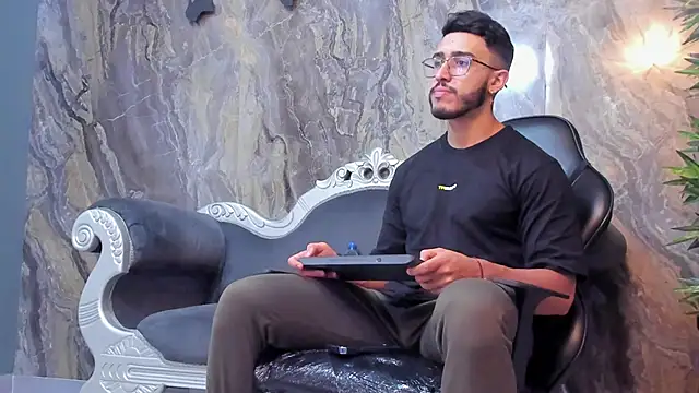 Liam Kleiin online show from 02-04-25, 11:38