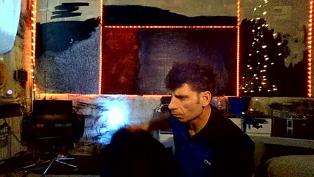 RoomBlueWhite online show from 04-10-26, 10:20