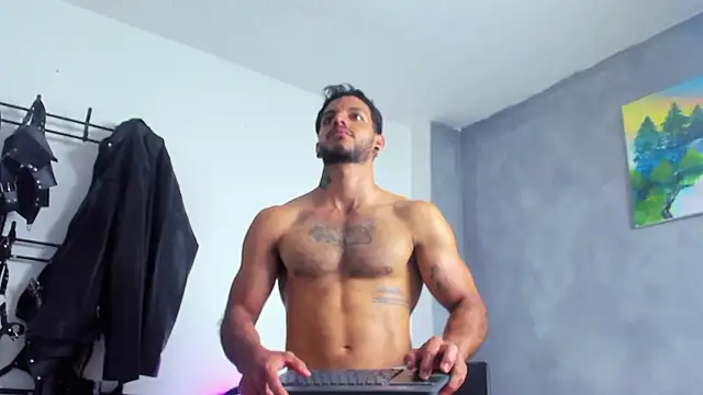 JuanBlade online show from 03-26-26, 05:02