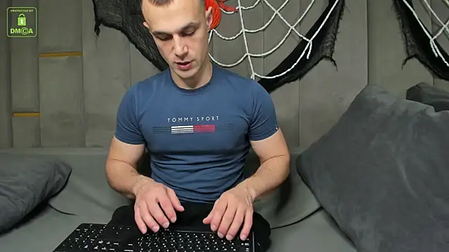 BrandonNorris online show from 10-16-25, 04:13