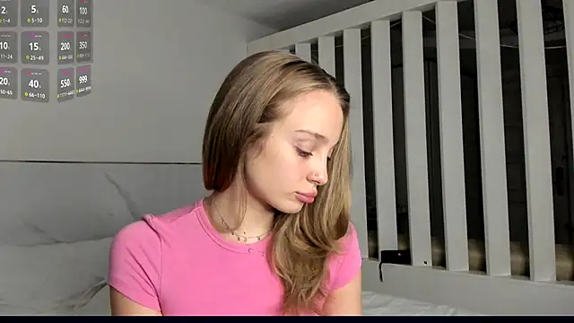  LISA BABYMETAL  online show from 11-16-25, 04:01