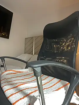 kellya  online show from 03-23-25, 03:10