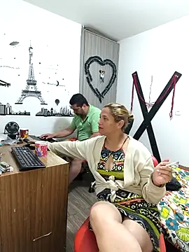 hotandfierylatinos2023 online show from 03-15-25, 10:24