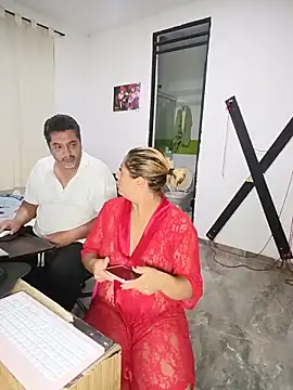 hotandfierylatinos2023 online show from 06-01-26, 10:28