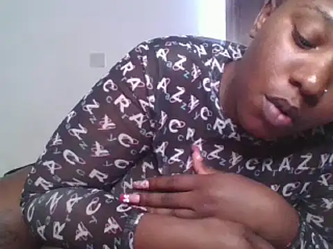 Snapshot of Whimsicalwillow chatting on 03-18-25, 03:10 Whimsicalwillow online show from 03-18-25, 03:10