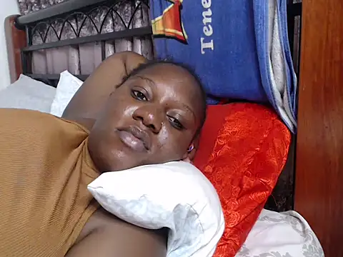 Snapshot of Whimsicalwillow chatting on 12-01-25, 11:21 Whimsicalwillow online show from 12-01-25, 11:21