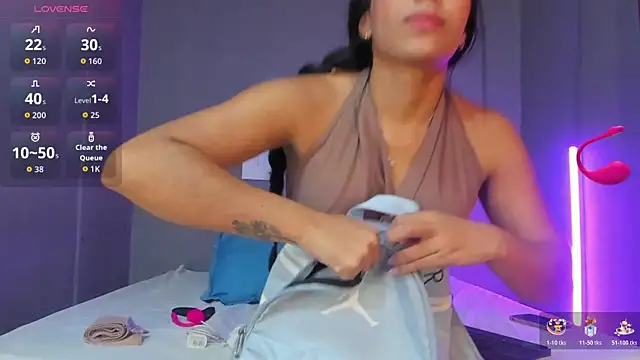 Snapshot of MadissonShakur chatting on 11-22-25, 05:12 MadissonShakur online show from 11-22-25, 05:12