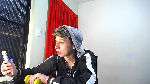  Thomas hot  online show from 01-31-25, 10:10