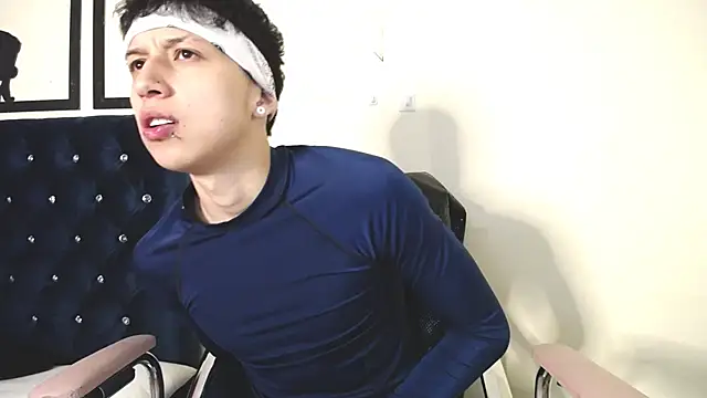  Thomas hot  online show from 10-03-25, 03:14