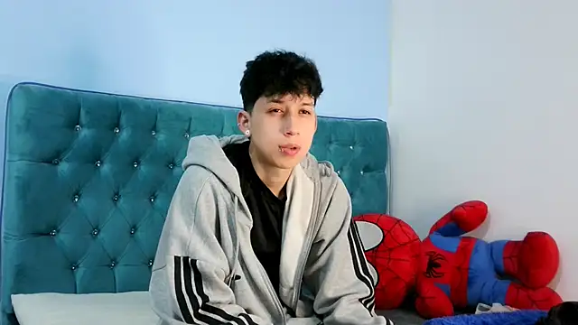  Thomas hot  online show from 01-13-26, 03:34