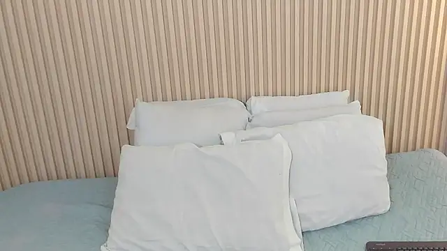 Snapshot of charlottebrowns_ chatting on 07-11-26, 11:57 charlottebrowns online show from 07-11-26, 11:57