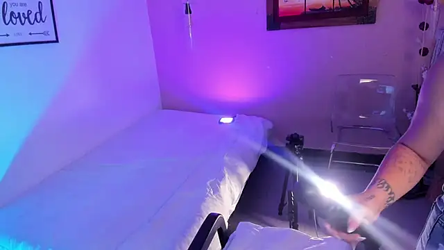 ArianaBaker online show from 10-02-25, 04:25