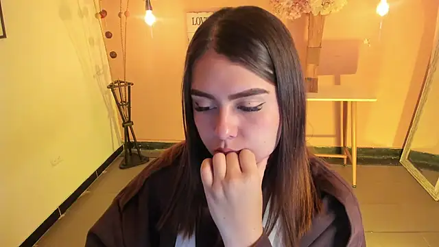 ArianaBaker online show from 12-01-25, 03:06