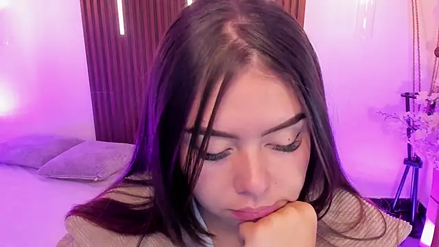 ArianaBaker online show from 06-01-26, 12:40