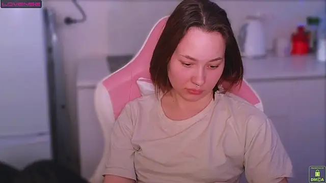 Airyhill online show from 04-21-26, 04:34