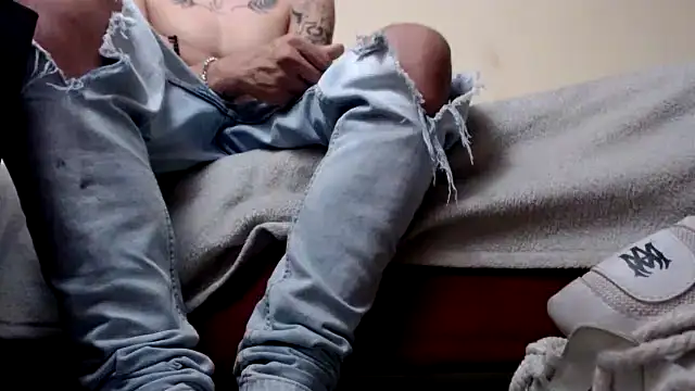 Osiiriis online show from 01-29-25, 04:58