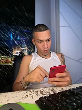 Osiiriis online show from 03-04-25, 07:08