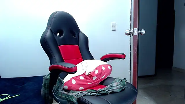 Snapshot of kaira_sweet_ chatting on 12-08-24, 05:39 kaira sweet online show from 12-08-24, 05:39