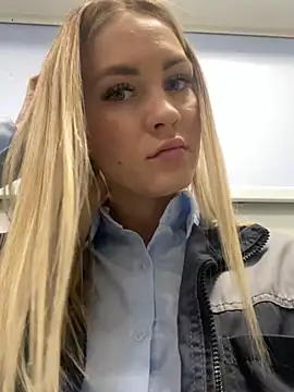 DreamGirl-777 online show from 12-10-24, 04:45